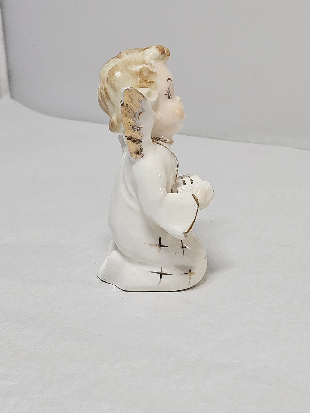 Vintage Artmark Porcelain Singing Choir  Angel Figurine Figure